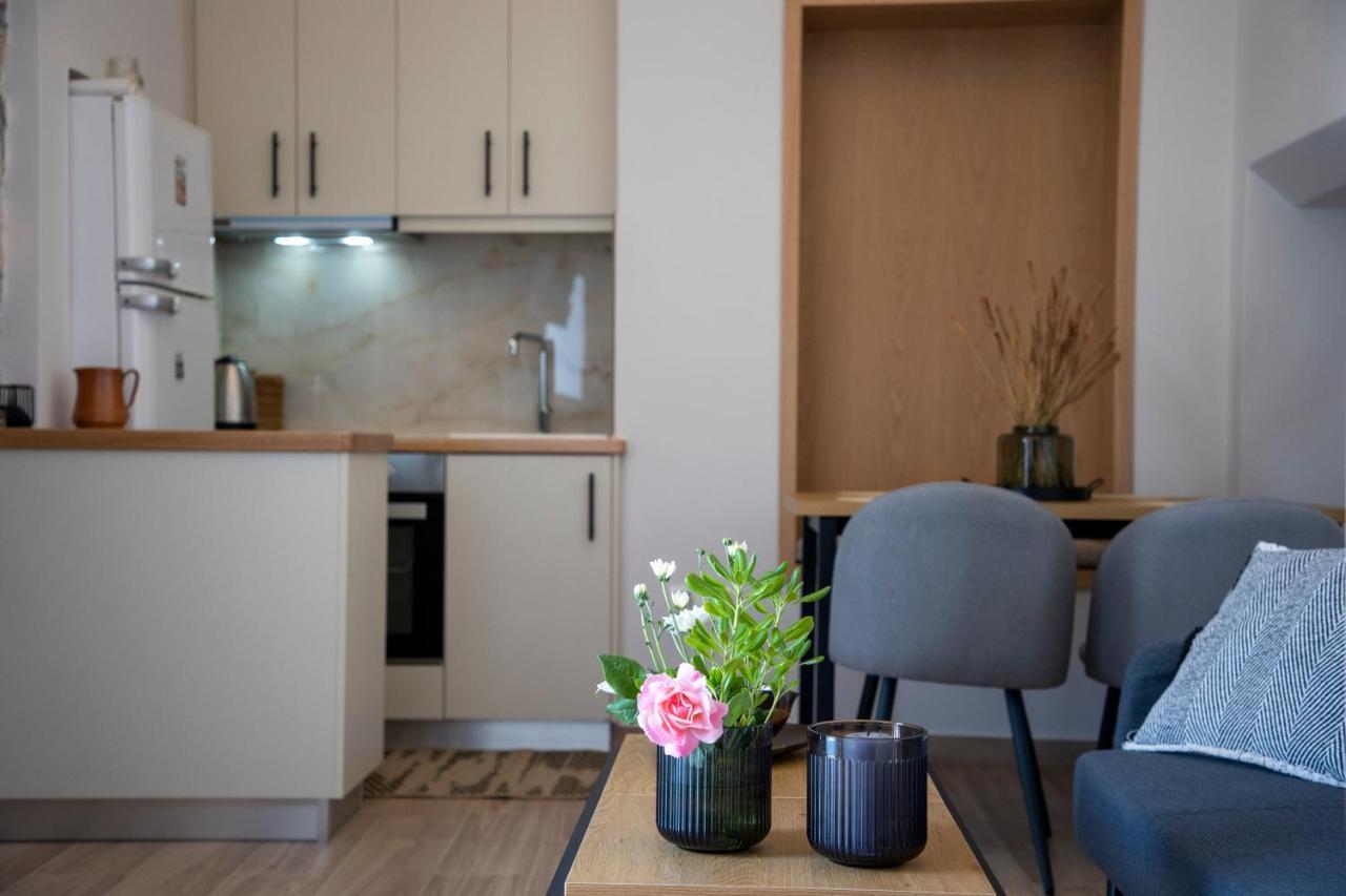 Happiness Aegina Apartments Extérieur photo